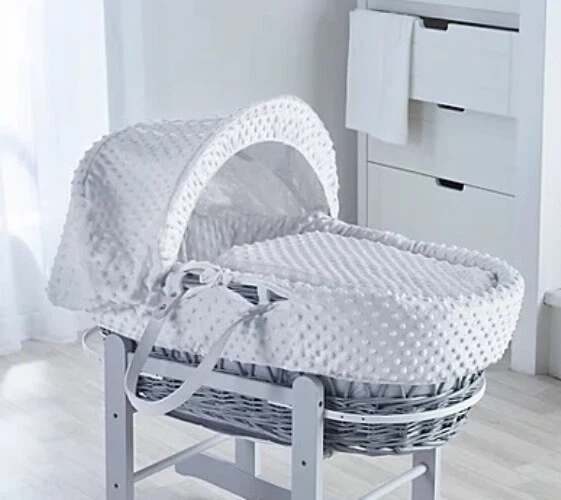 Kinder Valley White Dimple on Dove Grey Wicker Moses Basket RPR 47.00 lot R1476