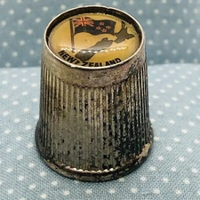 New Zealand Souvenir Metal Thimble w/ Flag