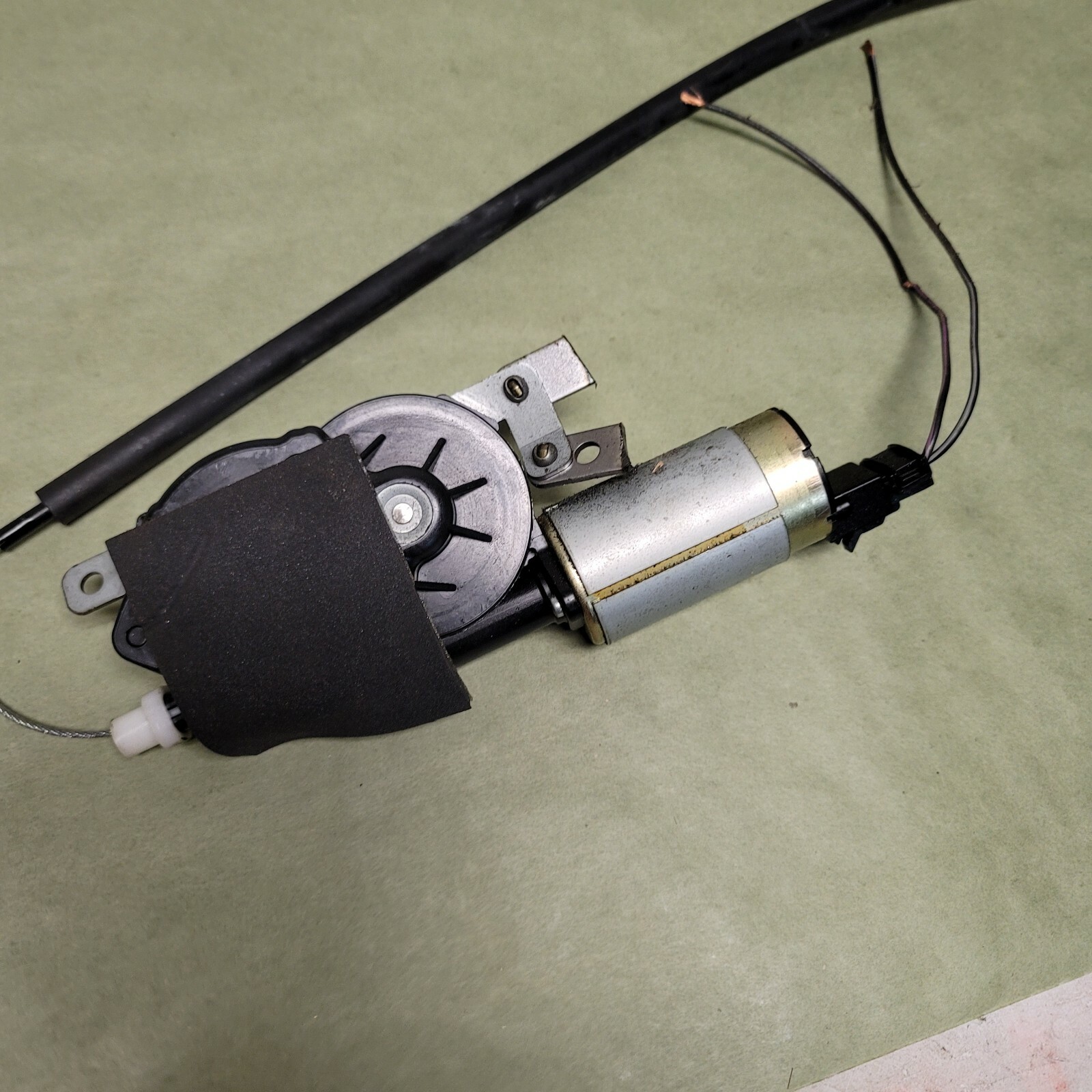 *FRONT RIGHT SEAT LUMBAR MOTOR RIGHT* for AUDI A6 SEDAN OEM 19982004 *F.S.* eBay