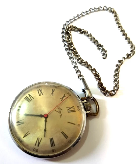 SOVIET RUSSIAN USSR VINTAGE POCKET WATCH LUCH WORKING MECHANICAL RARITY - Image 3 of 4