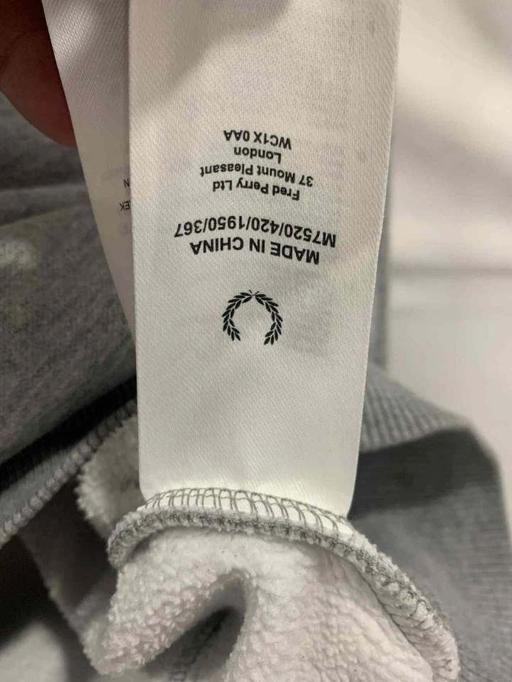 Moletom Fred Perry com capuz cinza pulôver logotipo louro tamanho G autêntico #87 - Imagem 4 de 4