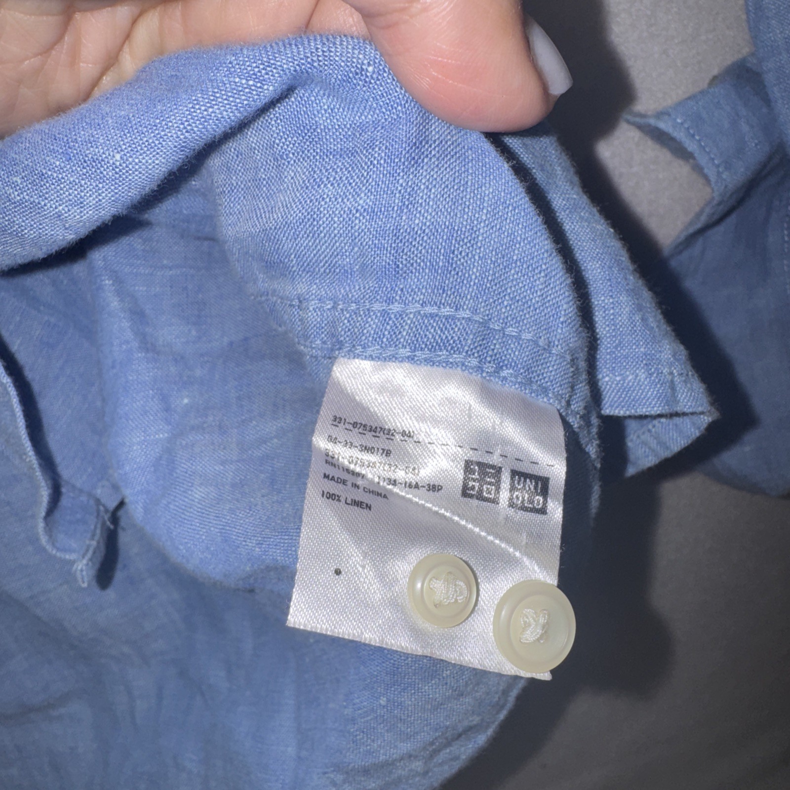 UNIQLO Premium Linen Long Sleeve Button Up Shirt Dark Blue Men's Size XL thumbnail 3