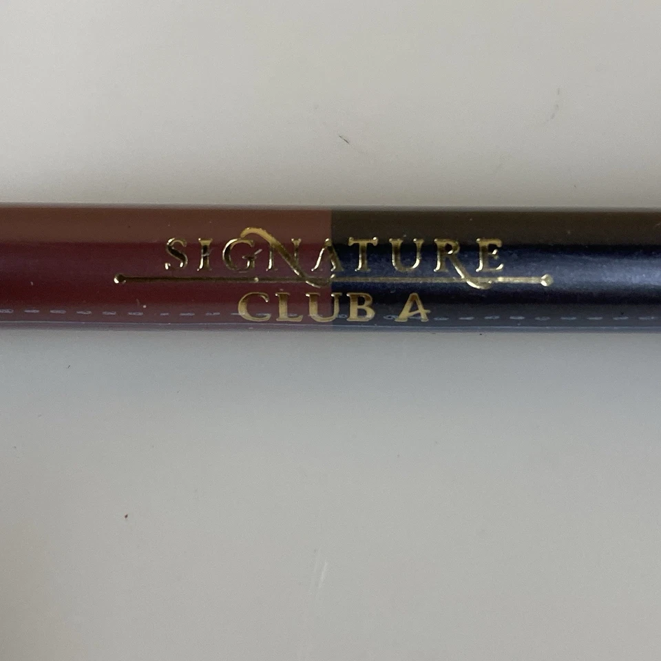 SIGNATURE CLUB A Couture Lip & Eye Pencil Duo New & Sealed - Image 2 of 4