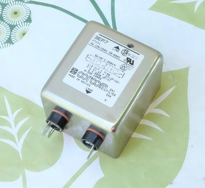 Corcom 3EP7 Stromleitungsfilter F7171. 3A 120/250V 50-60Hz