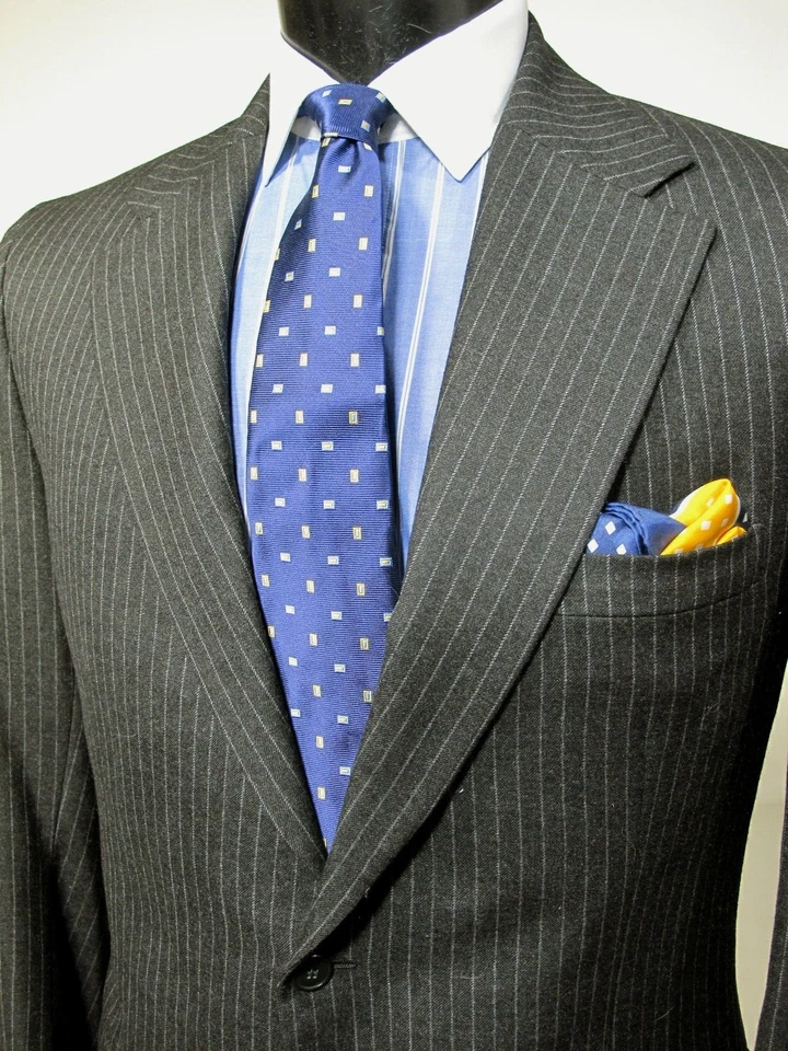 Dunhill Tailors NYC Suit 41 42L Charcoal Gray Pin Stripe Wool Flat Front, Canvas - Image 2 of 4