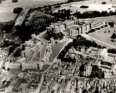LD247 Original Photo WINDSOR CASTLE ROUND TOWER AERIAL ENGLISH