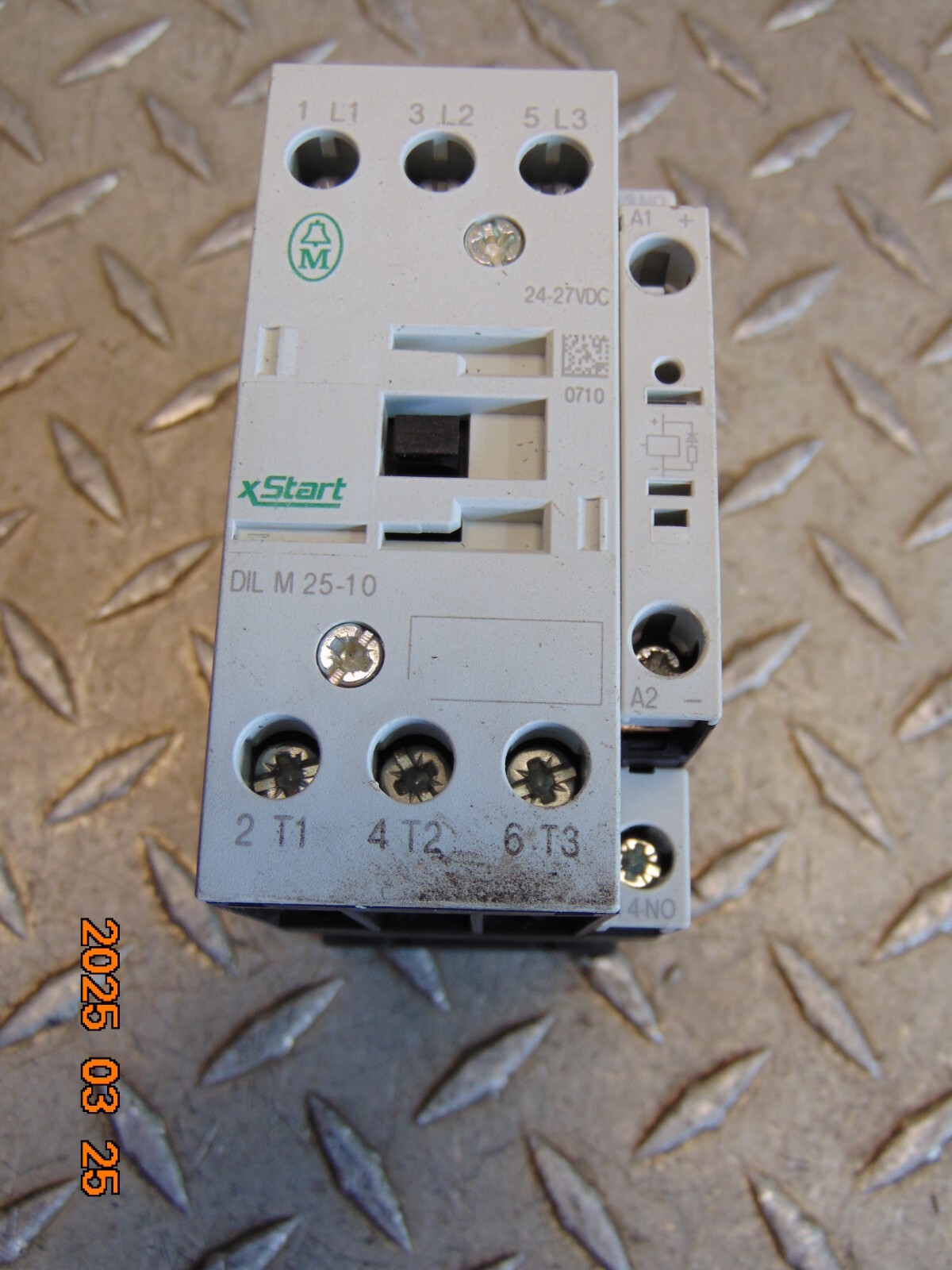 Picture 1 of 2
