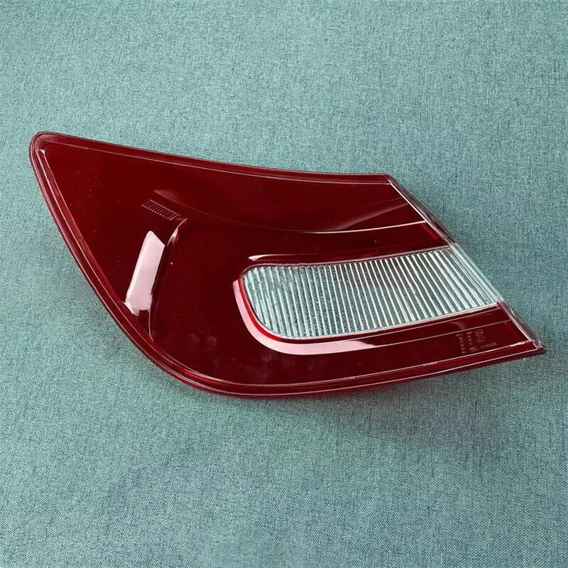 Pantalla de lente de luz trasera exterior derecha para Maserati Quattroporte 2014-2021 Foto 4 de 4