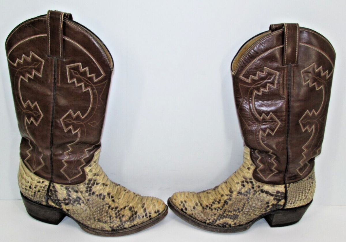Exotic Snake skin Western Boots - Size 7.5 D men display picture 3