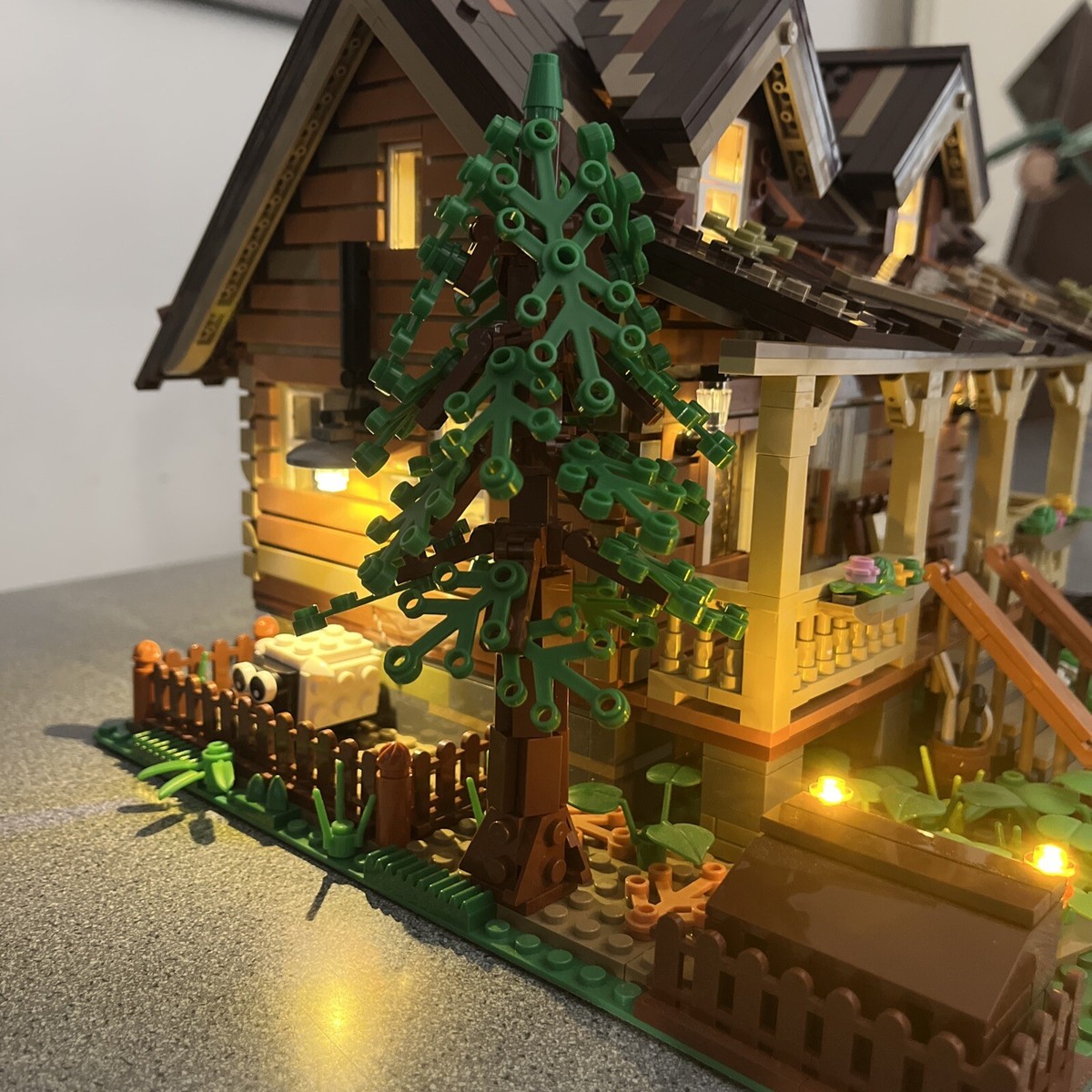 Fun Whole Wood Cabin Retro House FH9001 Completo Lego Compatibile