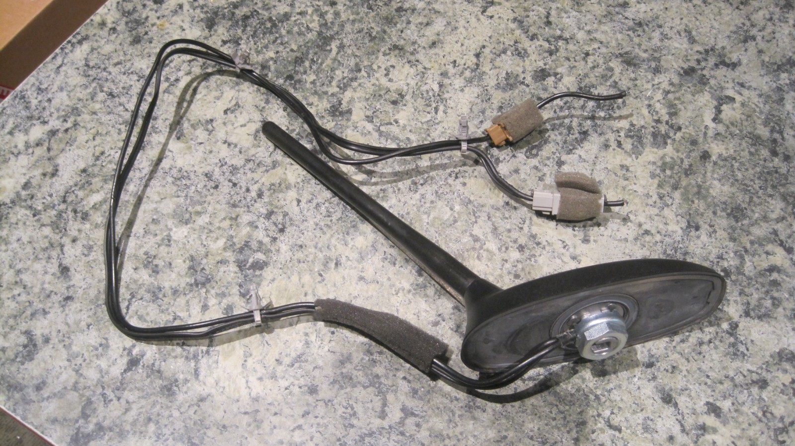 NISSAN VERSA ANTENNA MAST GENUINE OEM 2019 4 Door Sedan