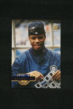 Pinnacle 1994 Ken Griffey Jr #100 Seattle Mariners Baseball Card