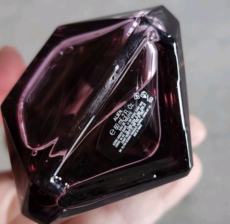 Thierry Mugler Alien Eau De Parfum Rich Niche Fragrance For Women 60 ML 2 Fl Oz