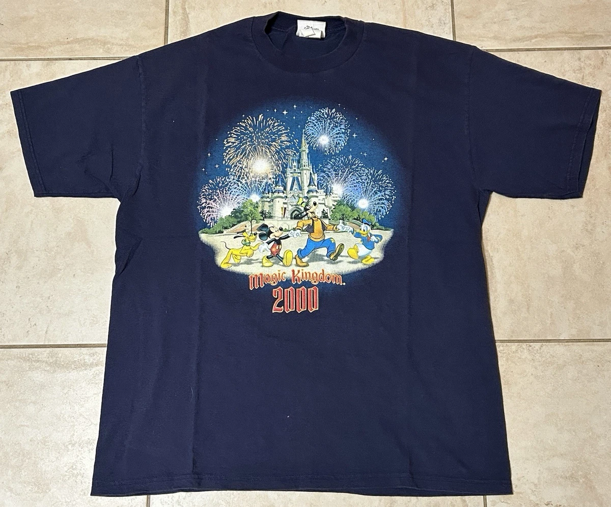 Preços baixos em Camisa Magic Kingdom em Camisetas da Disney (1968