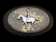 MJ09128 VINTAGE 1970s COWBOY ON HORSE WESTERN BELT BUCKLE