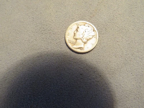 1925 S Mercury Dime. VG