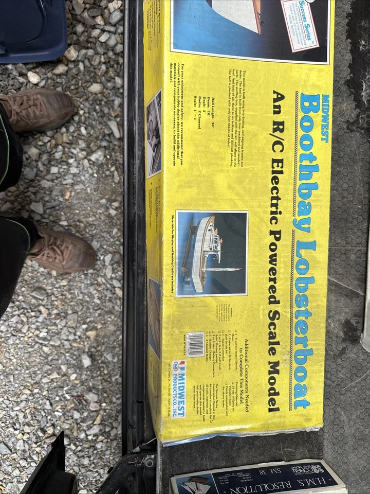 VTG NOS Midwest Boothbay Lobster Boat R/C Balsa Model Boat Kit No. 964 30" Hull - Image 3 of 4