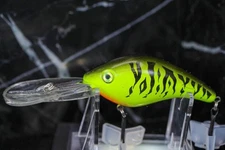 Mann's Deep Hog 20+ Fire Tiger Rattling Crankbait Lure FISHING NEON GREEN