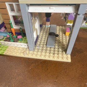 LEGO Friends 41340  Heartlake City No Box.  Incomplete.  Has instruction book.