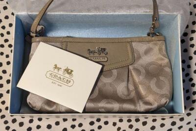 バッグ coach 9873 Oneshoulderbag leather canvas COACH® Outlet | Sullivan Portfolio Brief In Signature Canvas