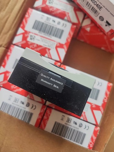 1pcs New CARLOGAVAZZI RS1A40D40E Solid State Relays - Picture 6 of 6