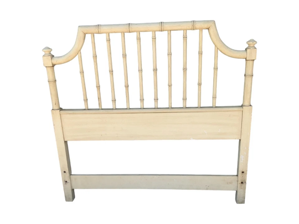 Cabecero Thomasville Tamaño Doble Imitación Bambú Coastal Regency Glam Foto 2 de 4