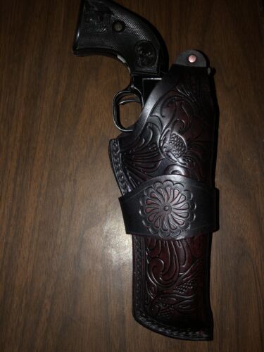 Fits Heritage Rough Rider 4.75 22Cal Leather Thumb Break Holster Floral Straight - Picture 1 of 8