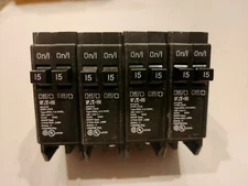 (4) NEW Eaton BR1515 15Amp Tandem Circuit Breaker Cutler Hammer 4pc