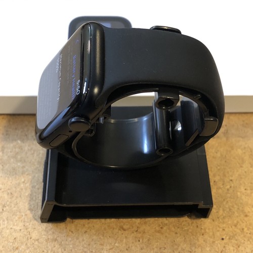 Apple Watch SE (2e génération) GPS 44mm minuit avec bracelet sport noir batterie 100% - Photo 9 sur 12