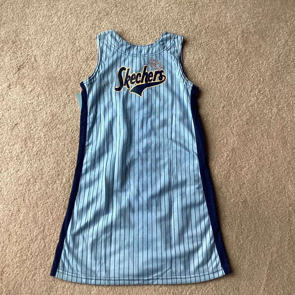 NUEVO CON ETIQUETAS CAMISÓN SKECHERS NIÑAS, CAMISÓN, 6/6X, BOTÓN DELANTERO, RAYAS EN AZUL Foto 3 de 4