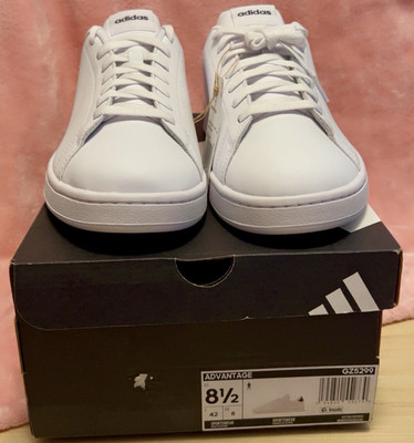 Adidas Advantage Men s 8.5 Low Top Lace-Up Sneakers White/Legend Ink