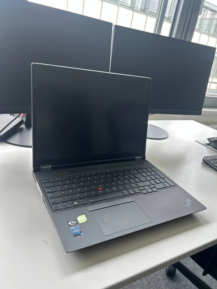 Lenovo ThinkPad P16 Gen 1, 32 GB Ram,  i9, 1  TB SSD, Gebrauchtgerät 01077, Foto 1 von 5