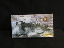 HELLER 79995. LCVP LANDING CRAFT.1;72 SCALE.FACTORY SEALED BOX.