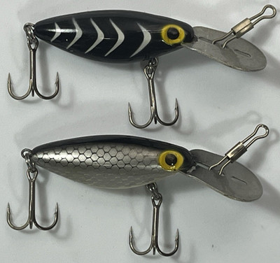 Lot of 2 Vintage Storm Thin Fin Hot ' N Tot 2 '' 3/16 oz. Black Skeleton / Shad