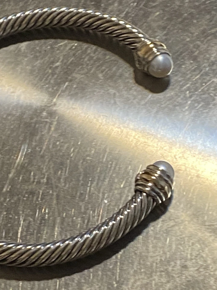 Brazalete David Yurman Cable Classics 5mm Perlas y Oro 14K Cable PEQUEÑO Foto 2 de 4