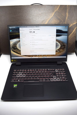 Acer Nitro 5  AN517-55-968N   17,3'' FHD  RTX4060  i9-12900H  16GB RAM & 1 TB SSD
