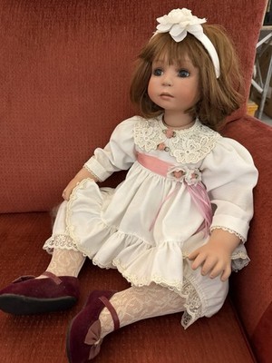 Wunderschöne limitierte Künstlerpuppe von Denise McMillan   Europe Edition 2001