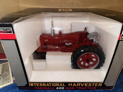 Speccast 1/16 Farmall 400 Gas Classic Series Narrow Front  ZJD166 #751