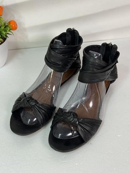 Women SOLORO Heels Black Leather 38.5