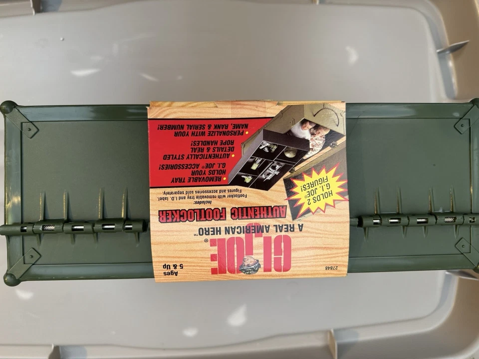 孩之宝 1996 年 GI Joe 正品 Footlocker 可容纳 2 - 12 英寸特种部队玩偶全新复古 — 第 3/4 张图片
