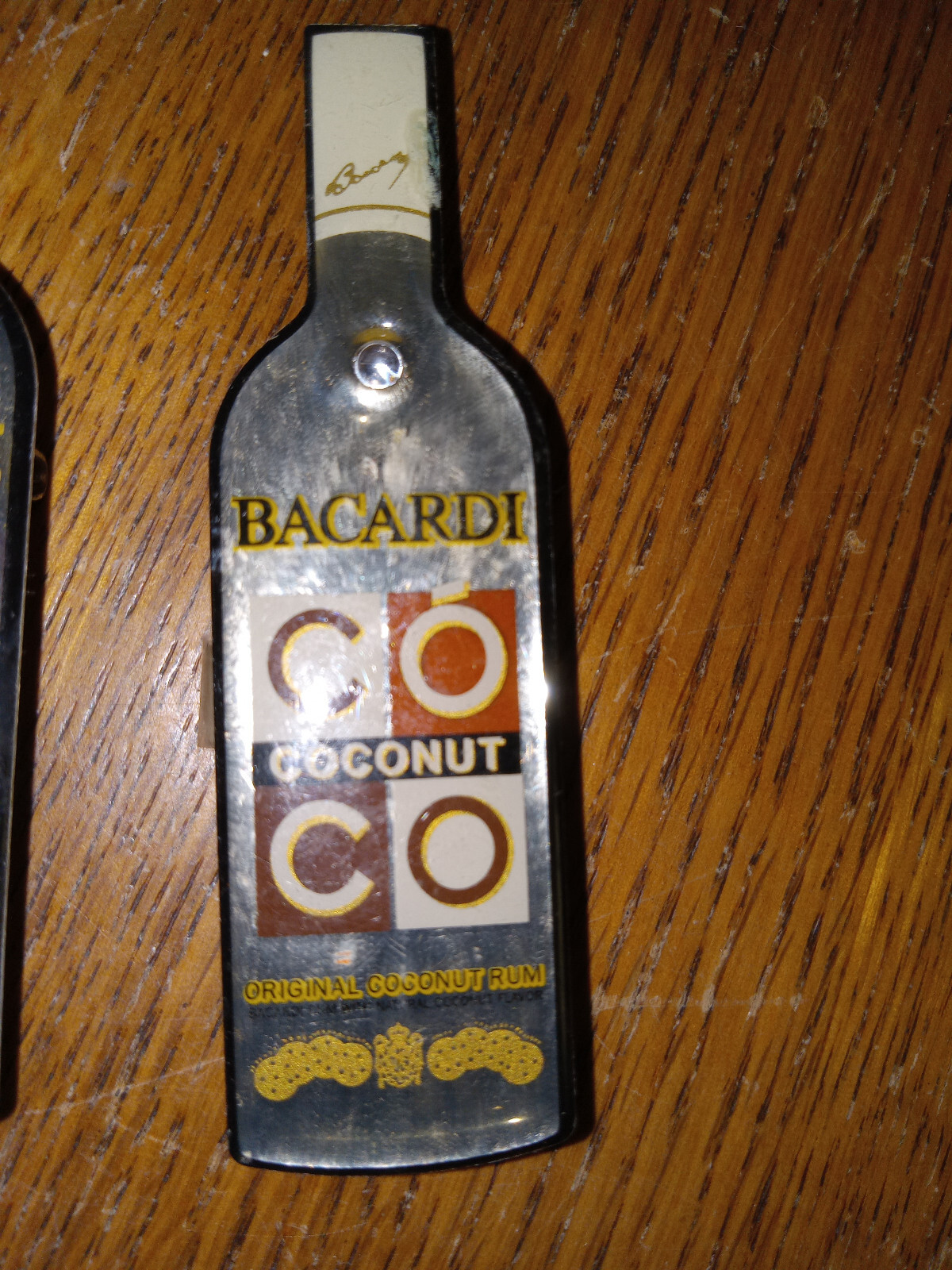 Lot of 7 Bacardi Light Up/Flashing Lemon / Coconut Rum Pins | eBay