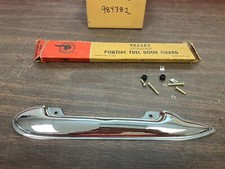 1949 1950 Pontiac Fuel Gas Door Guard Trim Nos Accessories 723 1949 1950 Pontiac Fuel Gas Door Guard Trim Nos Accessories 723