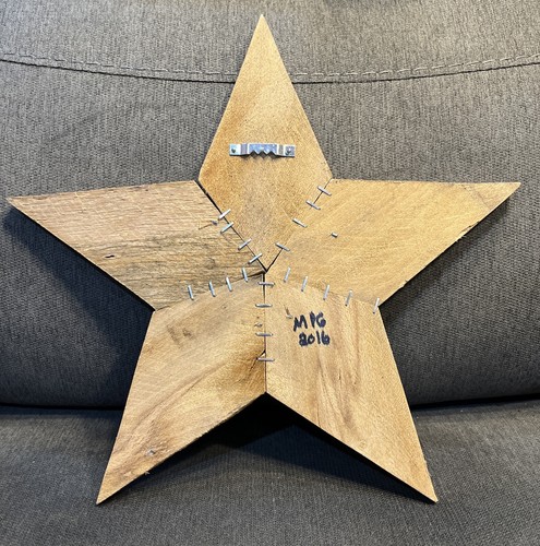 Rustic Pine Wood Star “ Pray “  Sign 12” Tall - Picture 3 of 3