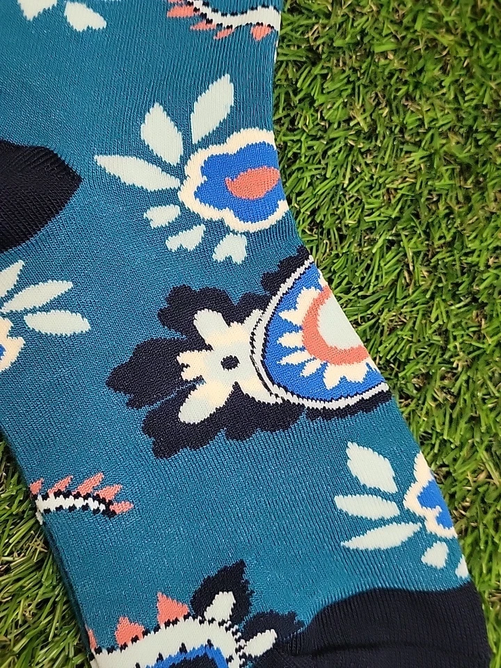 NUEVO Vera Bradley Colorido Patrones Paisley 1 Par Calcetín Crew Se Adapta a Mujeres Talla 5-10 Foto 4 de 4