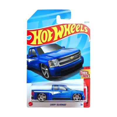 レトロエンタテインメント シェビーシルバラード Hot Wheels Chevy Silverado Then And Now Kids Model Diecast Toy Car