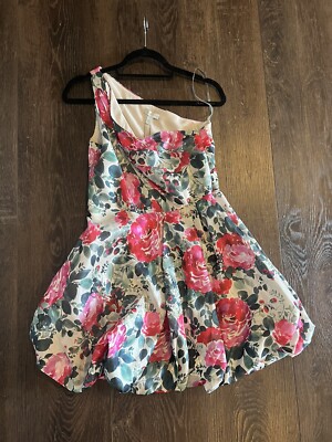 open lace back dress Nova Pleated Midi Dress Size 8, 10, 14 & 16