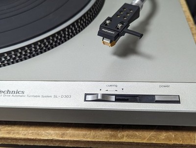 Technics SL-D303 Turntable Record Player Direct Drive Auto