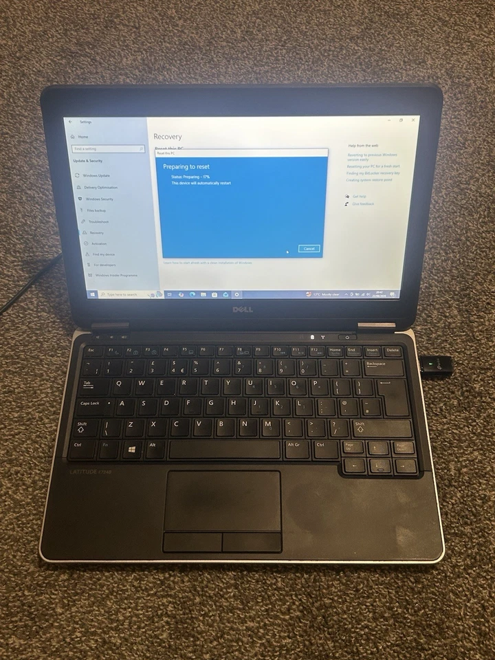 Dell Laptop - E7240 i5-4th, photo 1 of 5
