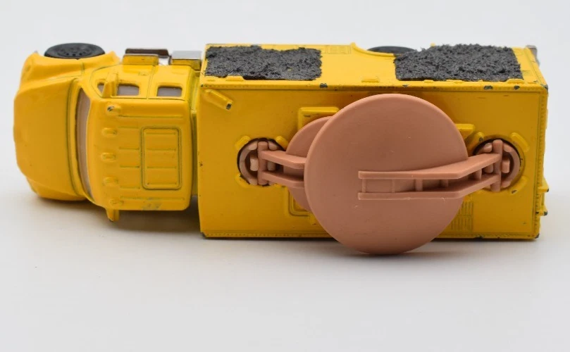 Camión Matchbox Prototipo Plataformas de Trabajo Freightliner M2 106. Preproducción Pre Pro Foto 3 de 4