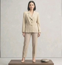 Le Suit Petite Women's Pant Suit 10P Tan 2pc - 3 Button Jacket  Pants